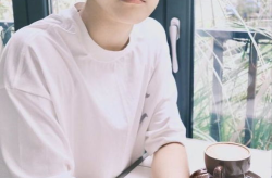 王小潮小姐姐,青春活力，魅力四射的时尚偶像